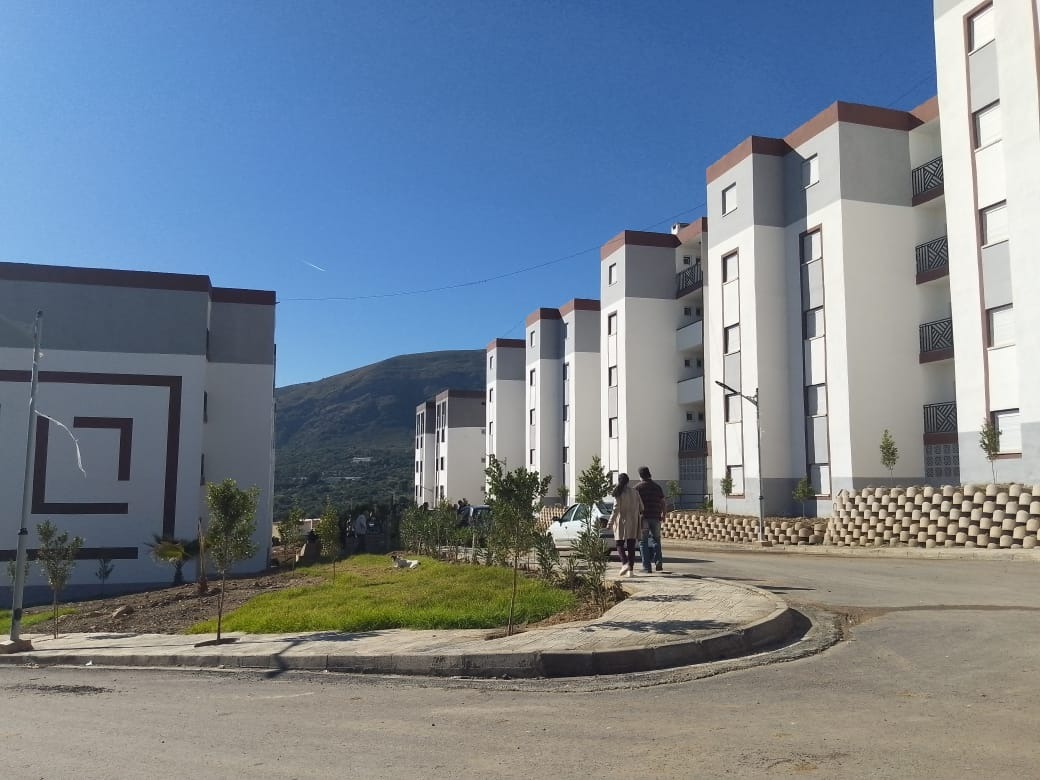 94781 logements distribués à l'occasion du 71e anniversaire du déclenchement de la Révolution de libération