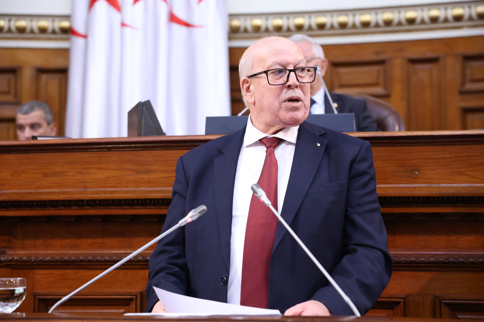 صناعة : الشروع في تشخيص شامل للوحدات المتعثرة لتحسين وضعيتها