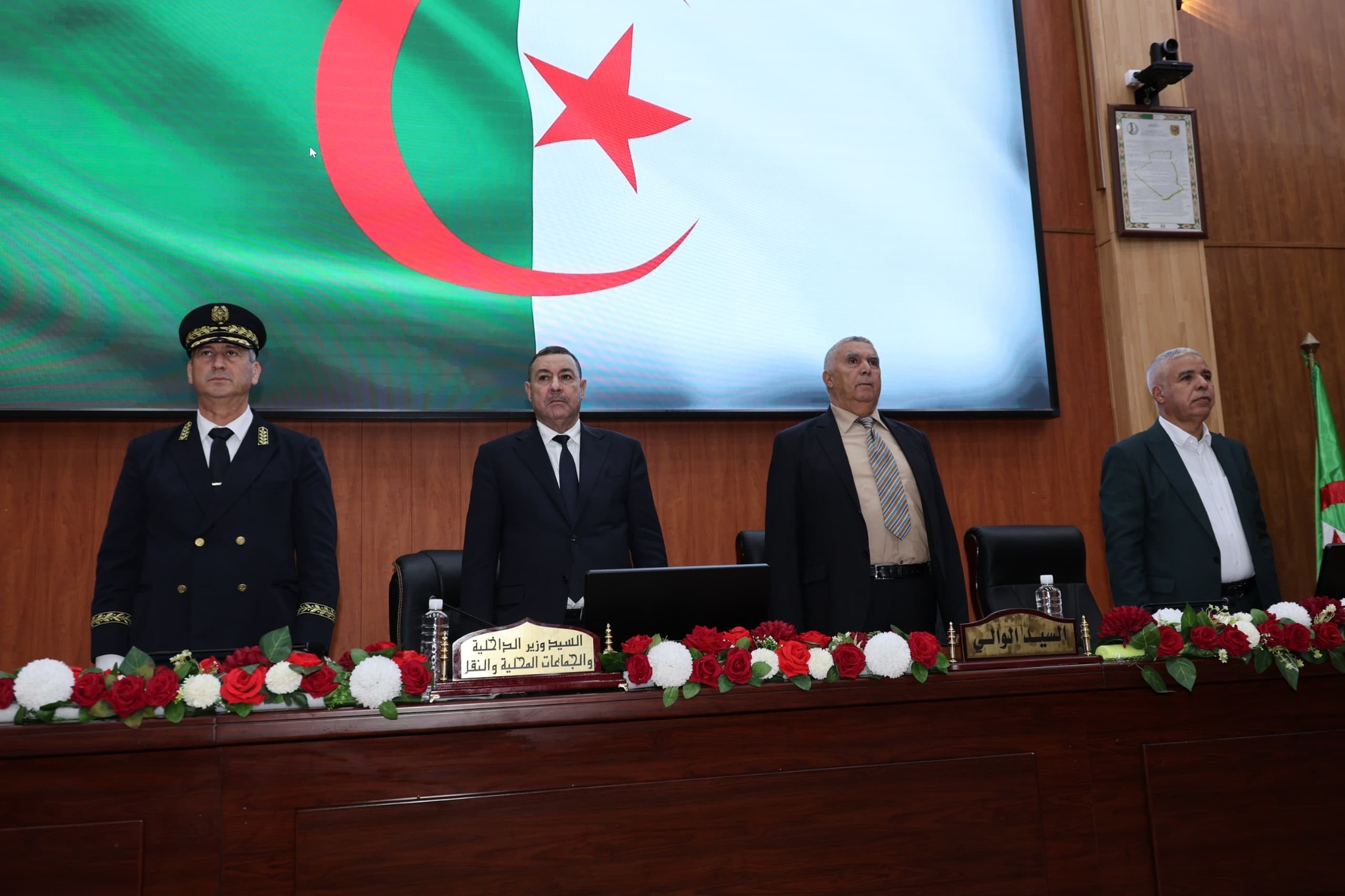 سعيود يشرف على تنصيب والي ميلة الجديد