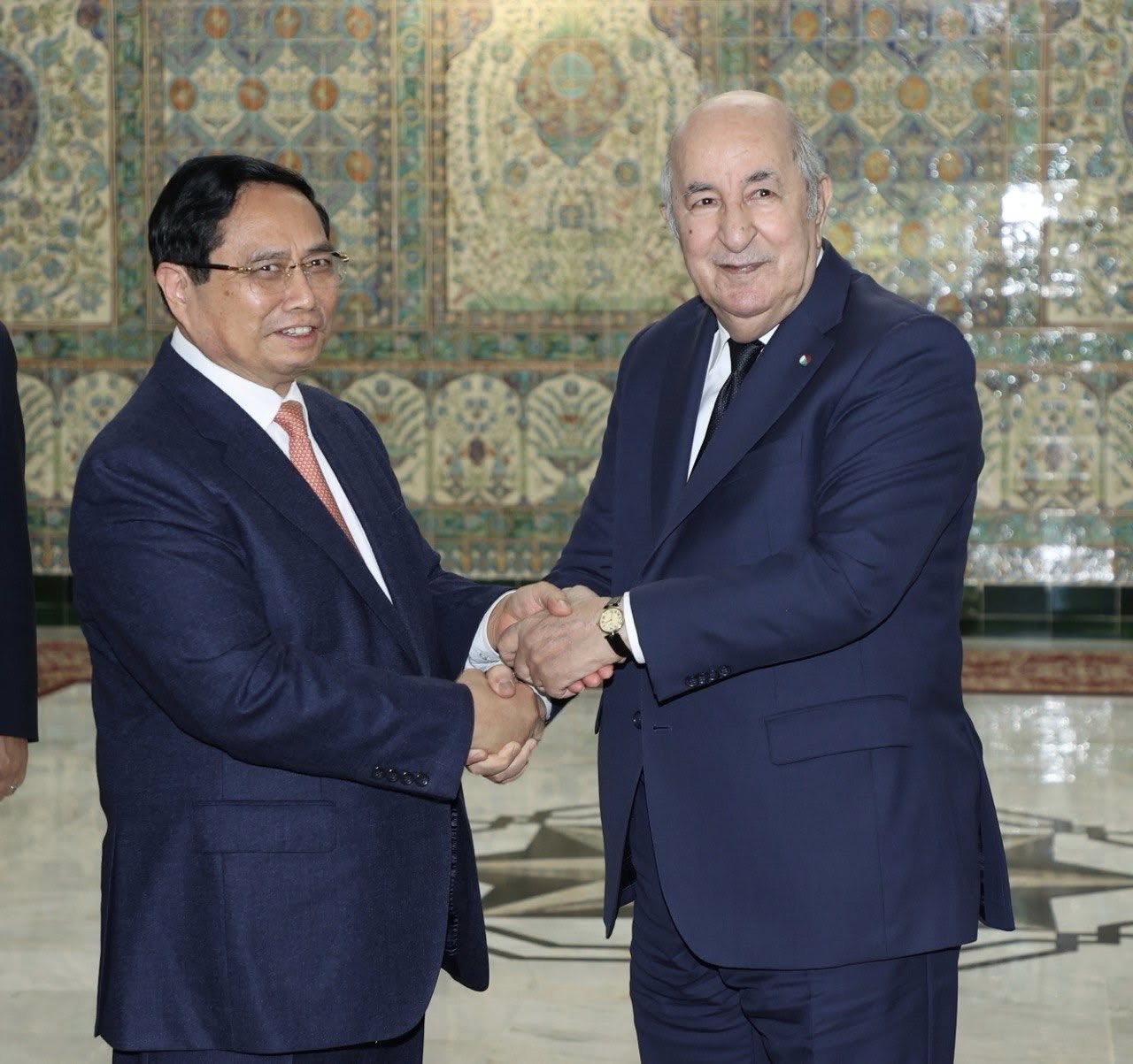 رئيس الجمهورية يستقبل الوزير الأول الفيتنامي