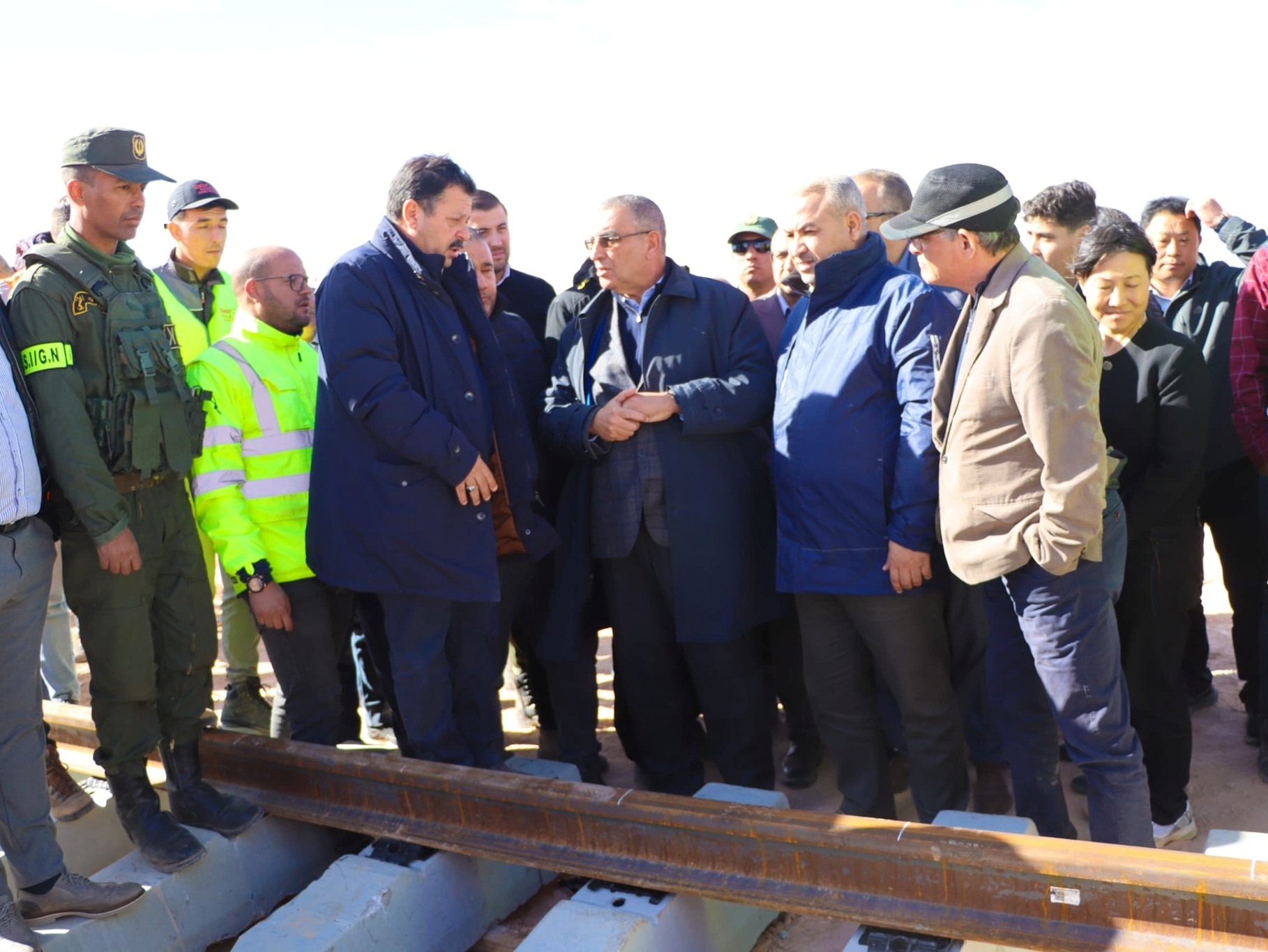 وزير الأشغال العمومية والمنشآت القاعدية