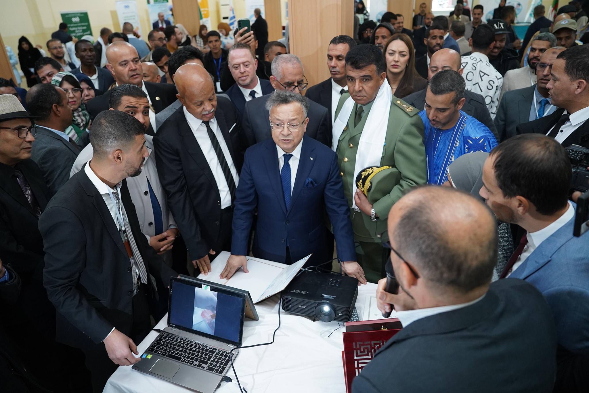 نجو تدعيم جامعة تندوف بتخصصات تواكب الديناميكية التنموية للولاية (وزير)