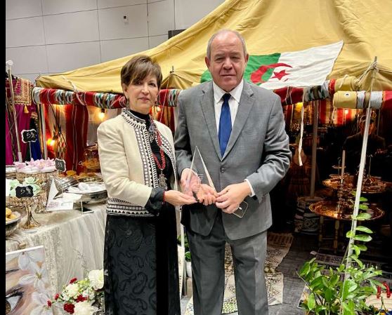 الفعاليات الثقافية بواشنطن: الجزائر تفوز بجائزة أفضل جناح في المجموعة  العربية