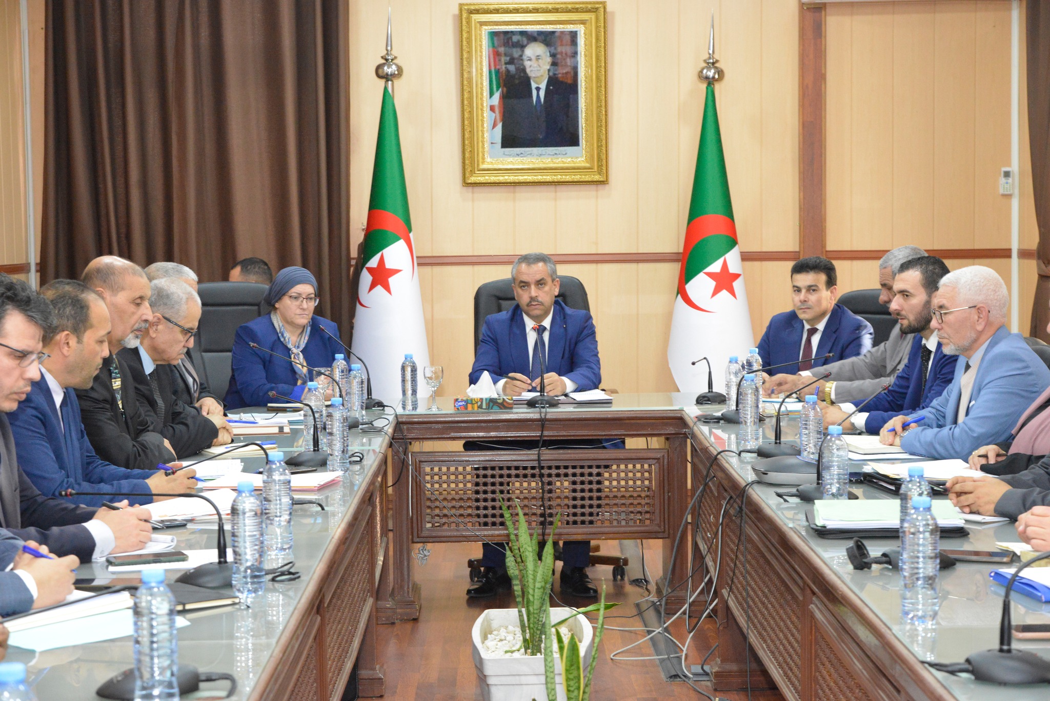 سعداوي يترأس ندوة وطنية