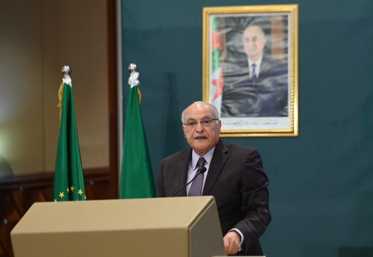 الندوة رفيعة المستوى حول السلم والأمن في إفريقيا-مسار وهران: موعد الجزائر  له أهمية فريدة ووقع خاص