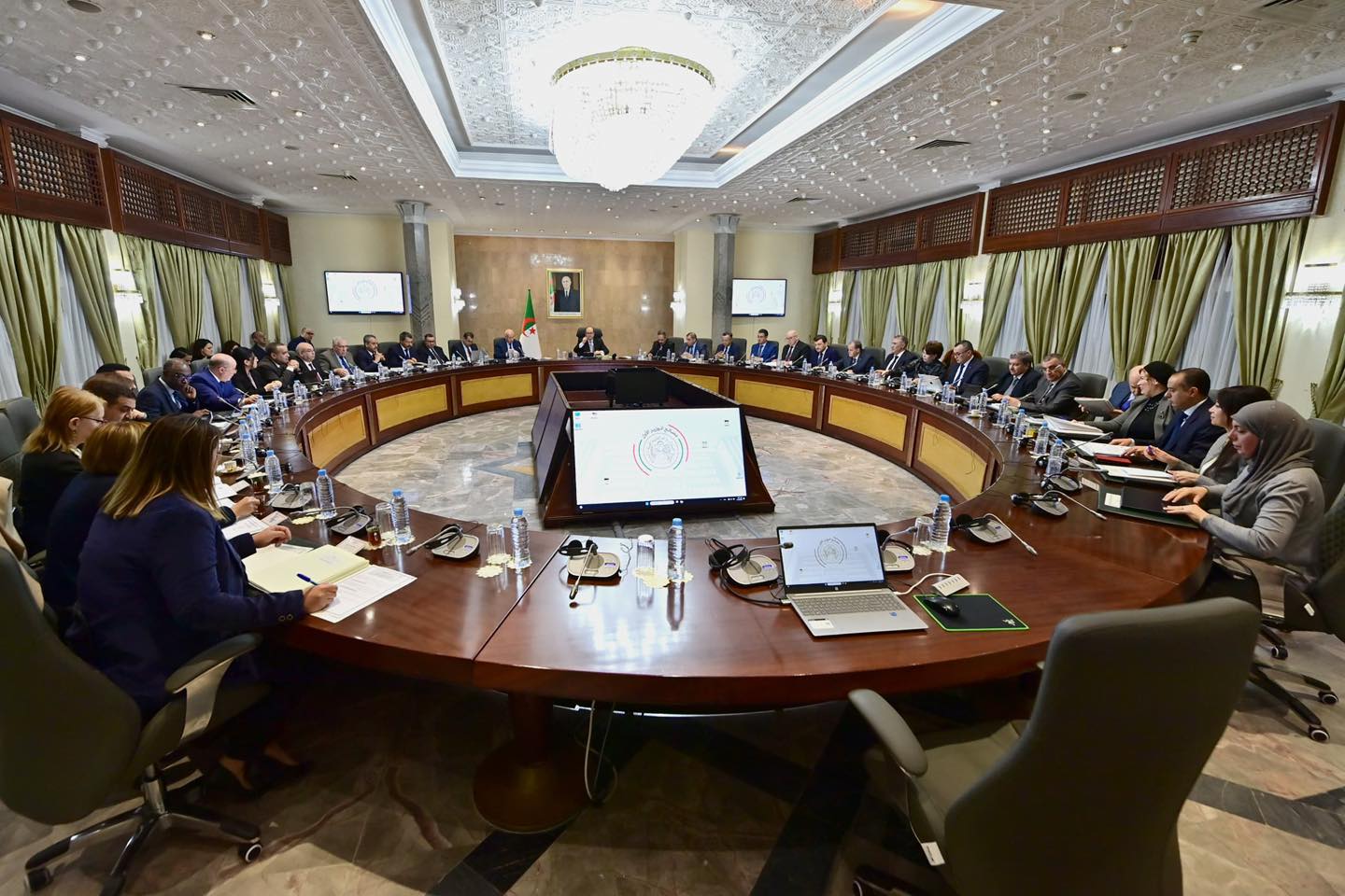 اجتماع الحكومة