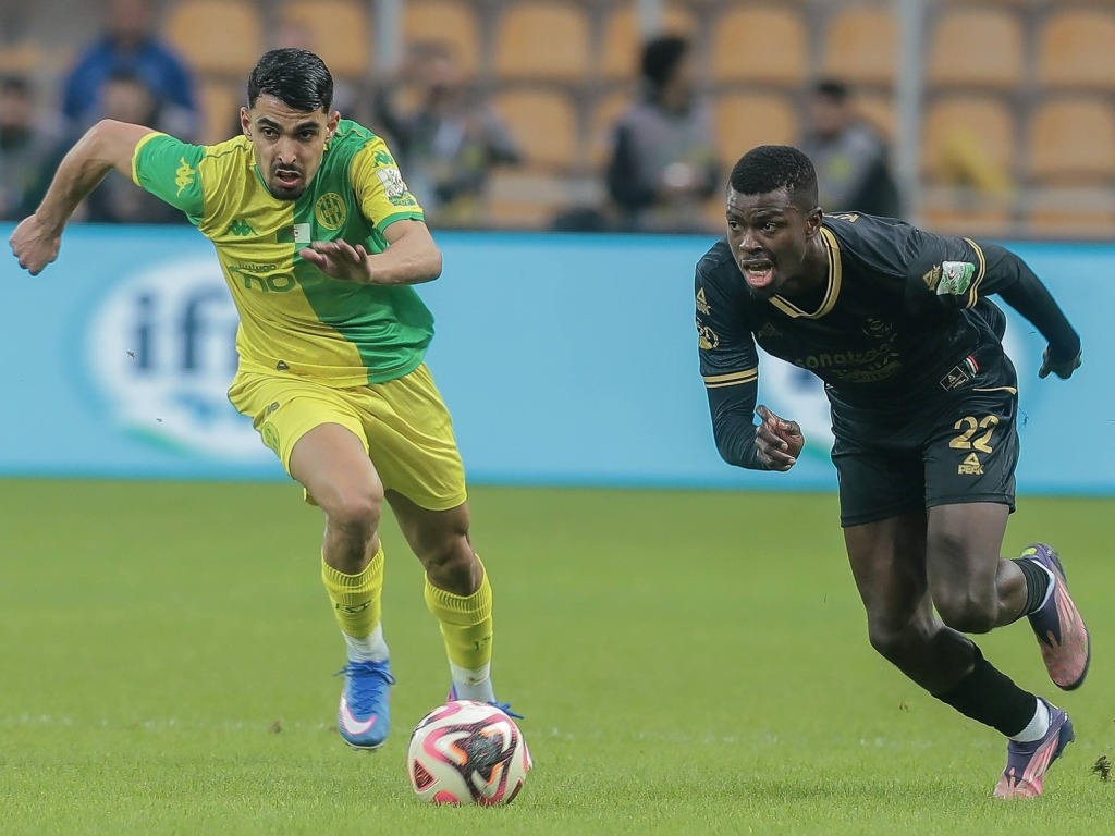 Le MCA accroche la JSK et conforte sa première place