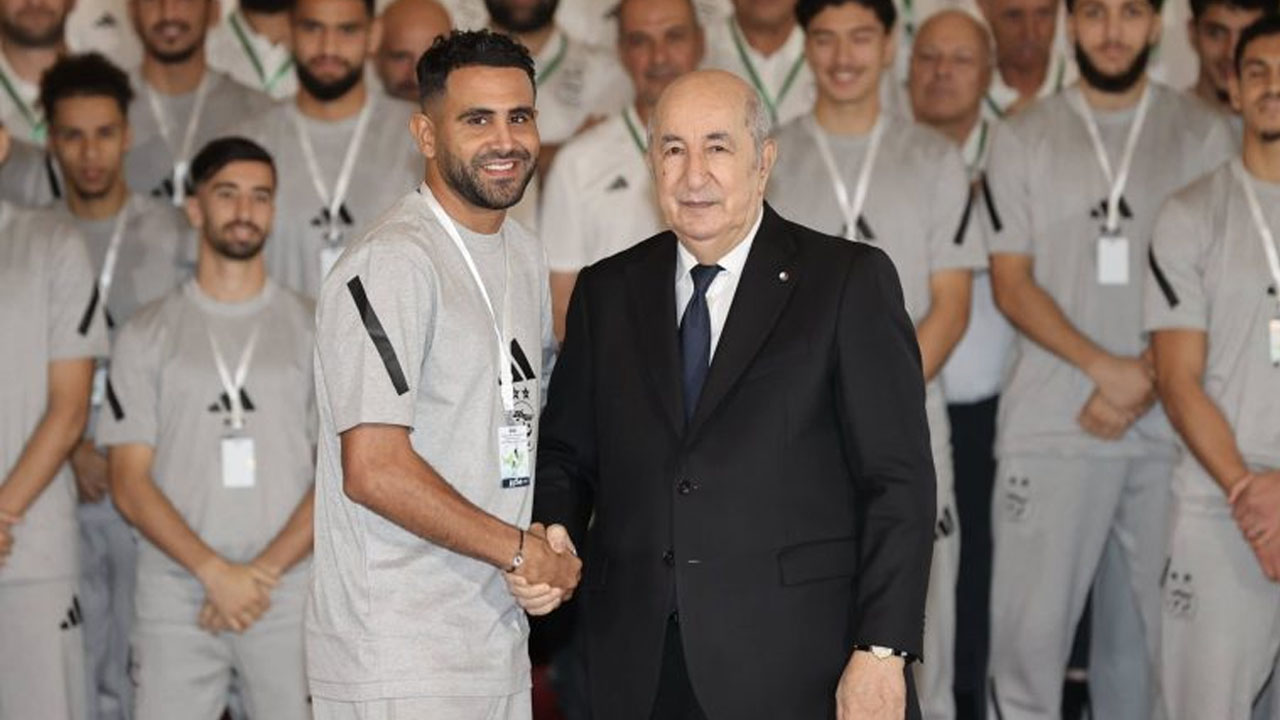 الرئيس يهنئ