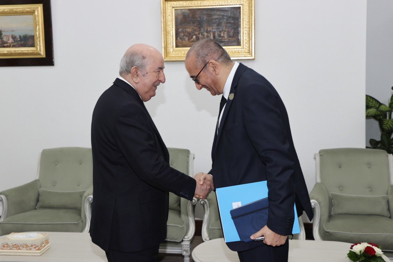 رئيس الجمهورية يستقبل وزير الداخلية الفرنسي