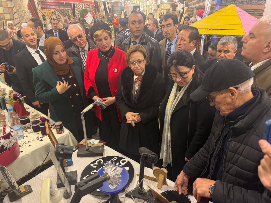 امال عبد اللطيف