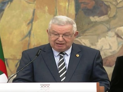 مجلس الأمة: افتتاح أشغال يوم برلماني بعنوان "زراعة الأعضاء، بين الأبعاد  الشرعية والقانونية والطبية"