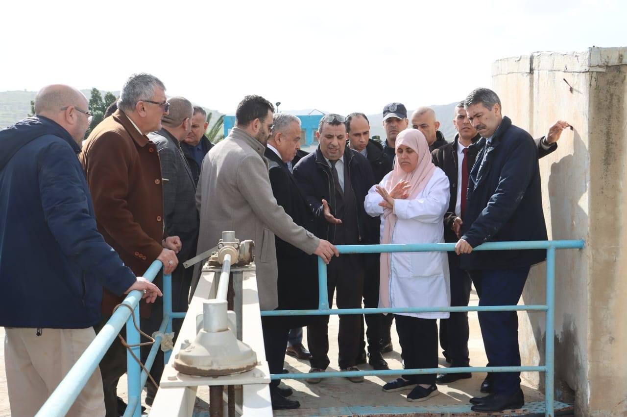 الأمين العام لوزارة الداخلية يقف بالشلف على معالجة انشغال التزود بالمياه  الصالحة للشرب