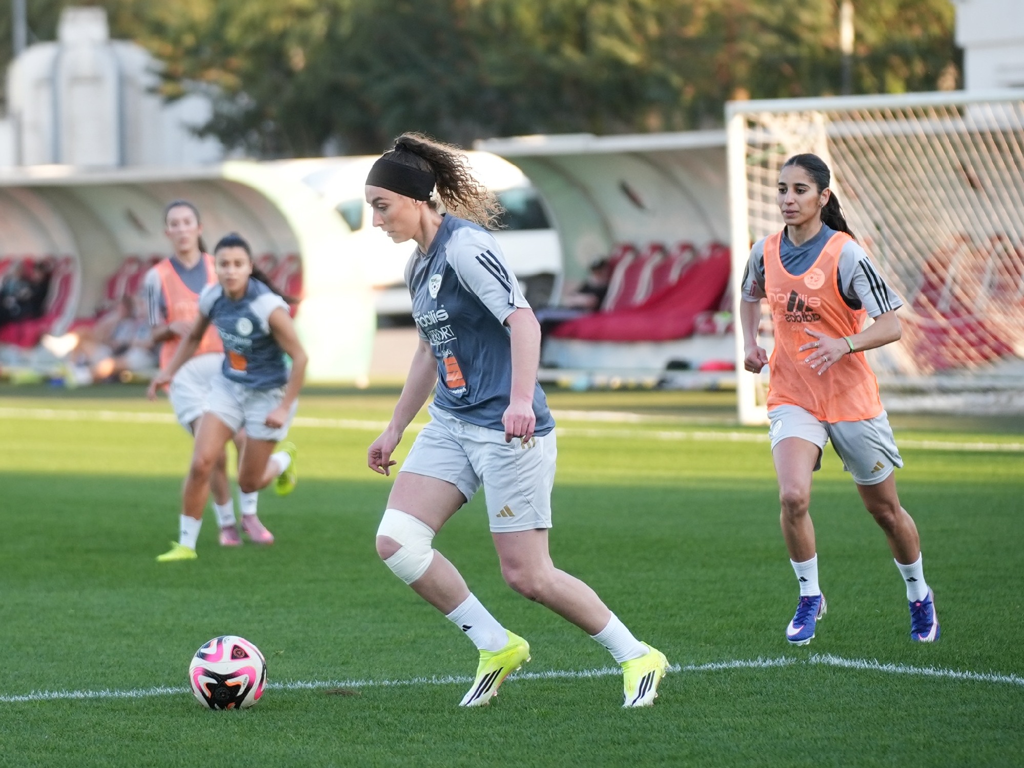 Equipe nationale féminine de football