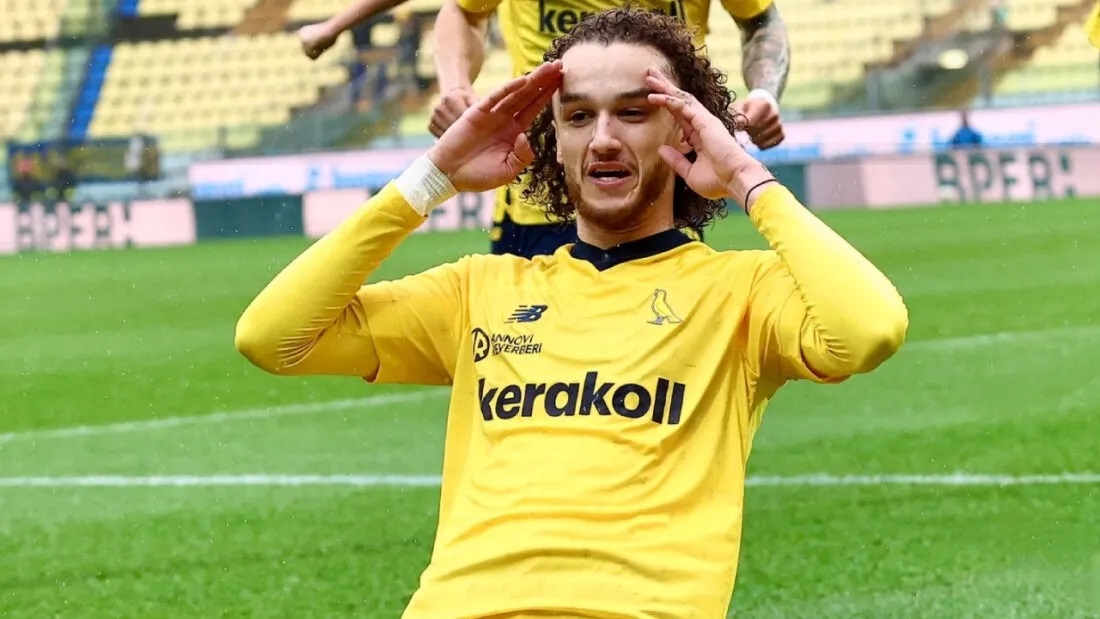 يانيس ماسولين 14