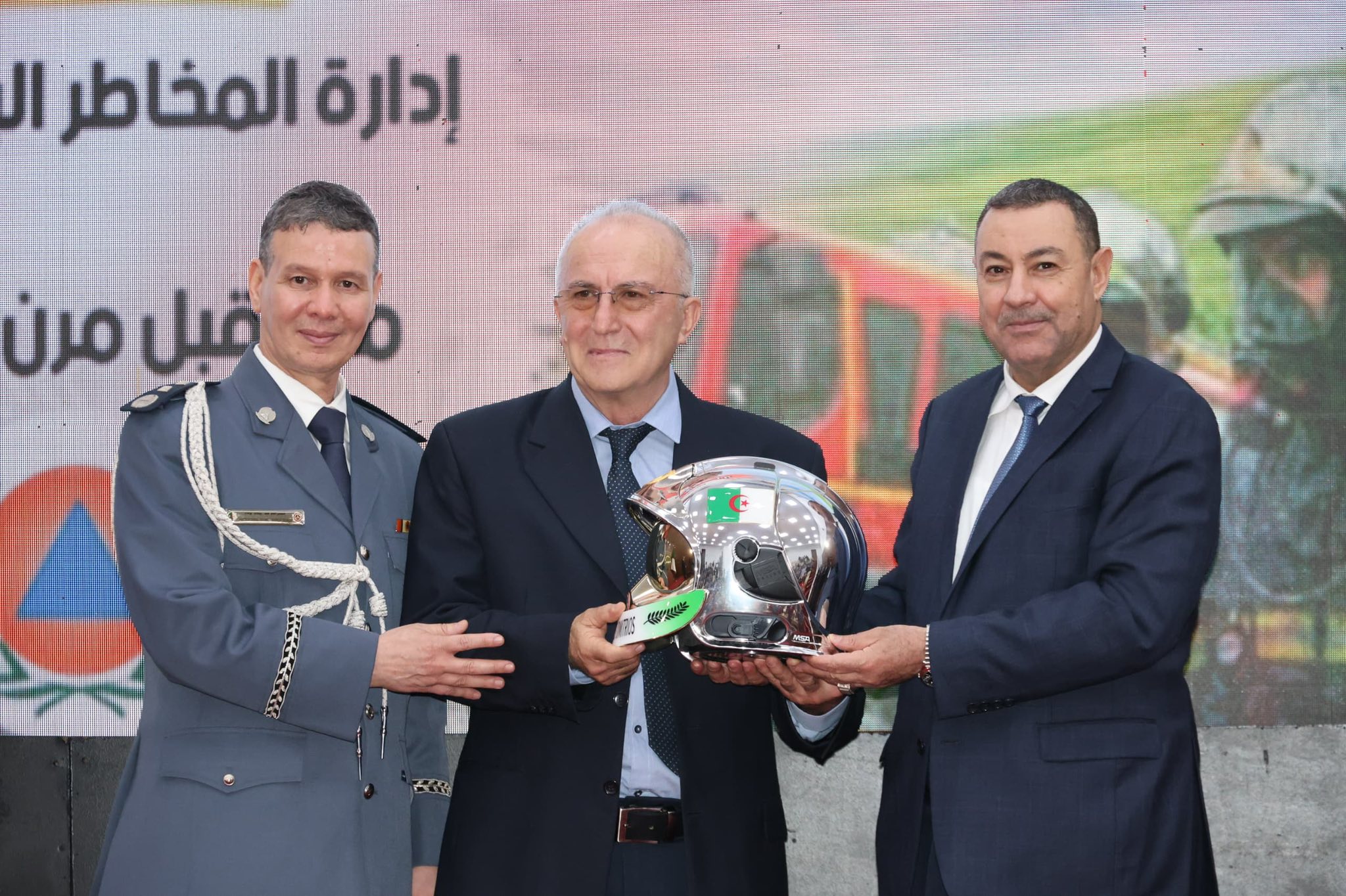 سعيود يشرف على الاحتفالات الرسمية الخاصة باليوم العالمي للحماية المدنية 