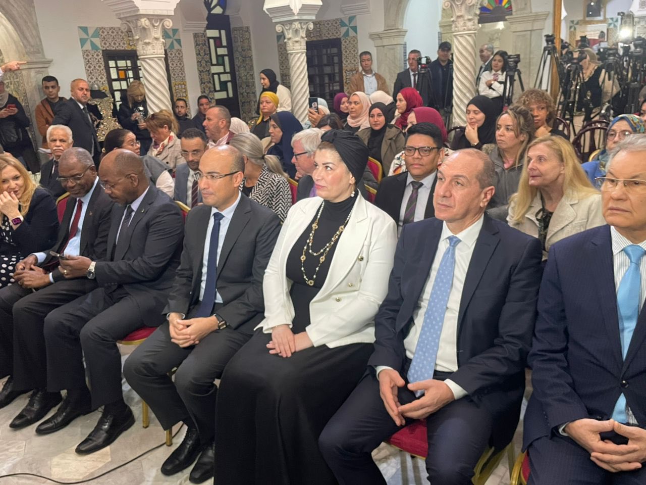 وزيرة التضامن الوطني والأسرة وقضايا المرأة