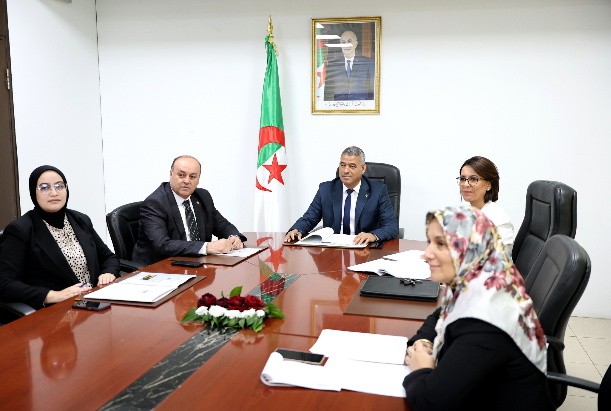 اجتماع المجموعة البرلمانية للصداقة الجزائر-زيمبابوي