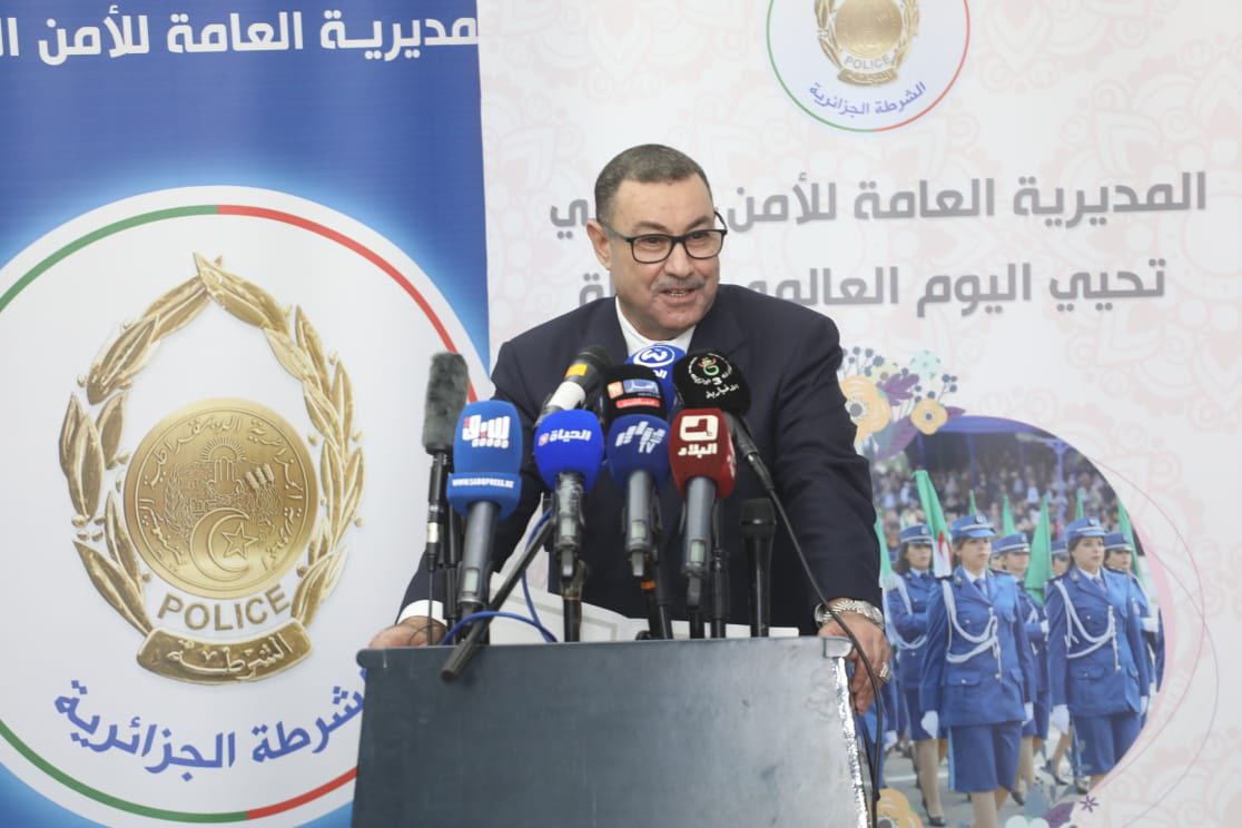 اليوم العالمي للمرأة: وزير الداخلية يشرف على حفل تكريمي لنساء الأمن الوطني ونساء رائدات في مختلف الميادين