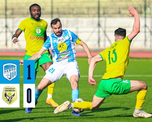 أولمبيك أقبو يتفوق على شبيبة الساورة ويقفز إلى الصف الثالث