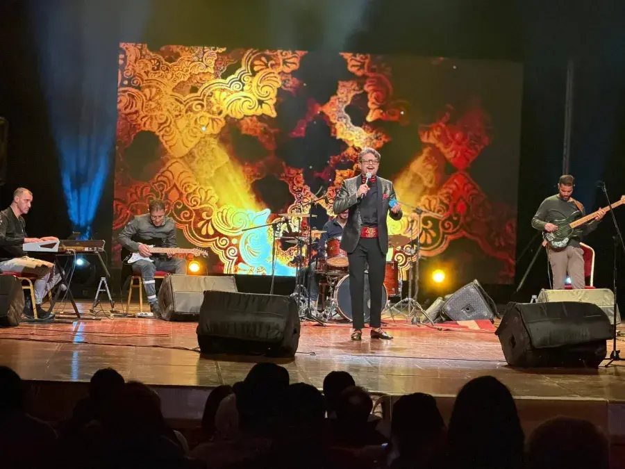 أصوات فنية جزائرية تحيي حفلا غنائيا متميزا بالعاصمة