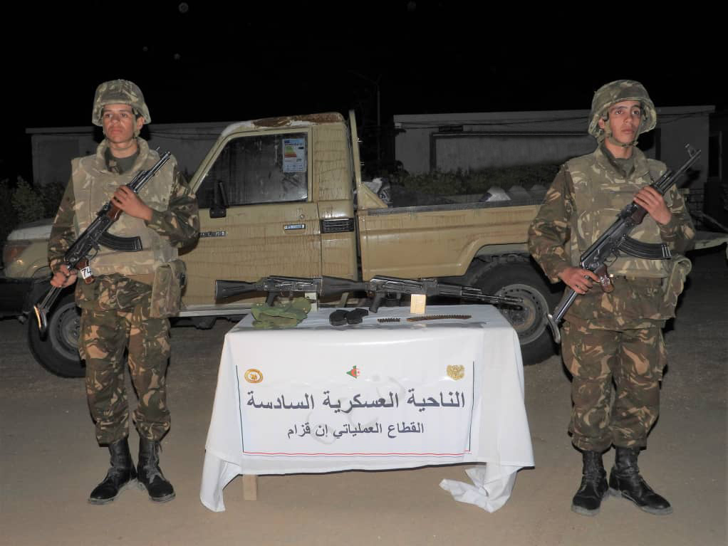 القضاء على 3 مهربين مسلحين من جنسية أجنبية بإن قزام