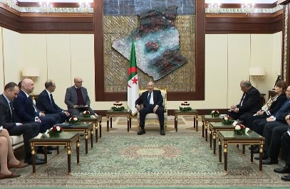 رئيس الجمهورية يستقبل رئيس وزراء جمهورية صربيا