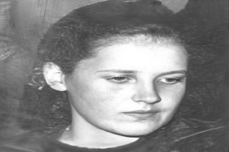 جميلة عمران مين