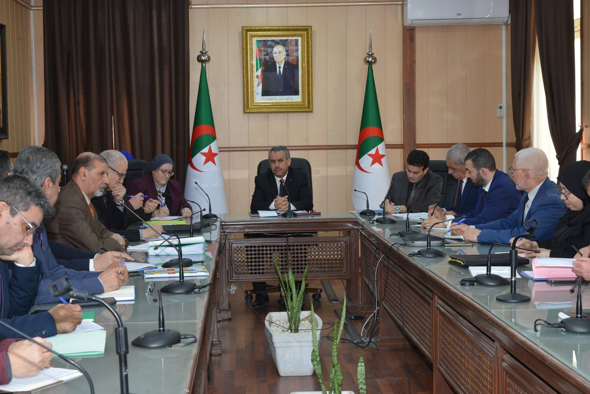 سعداوي يترأس ندوة وطنية