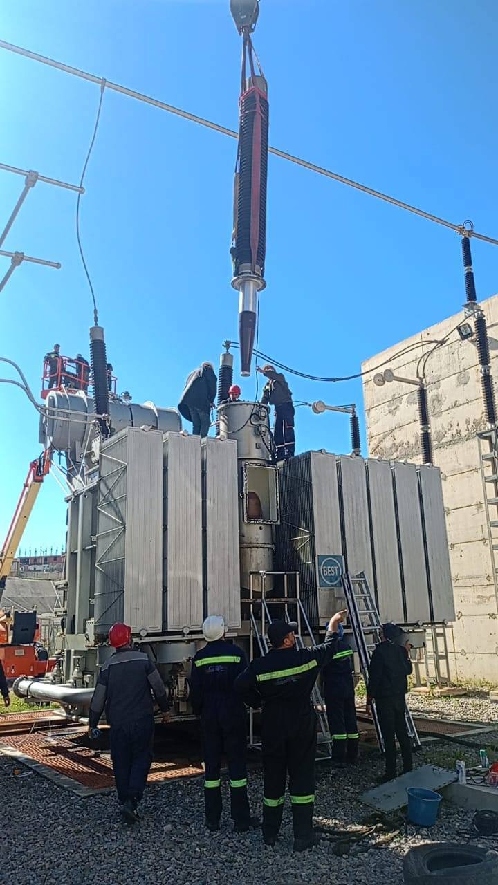 سونلغاز: تنفيذ عمليات إصلاح لمنشآت إستراتيجية لنقل الكهرباء