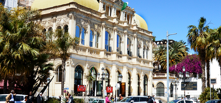 المسرح الوطني الجزائري