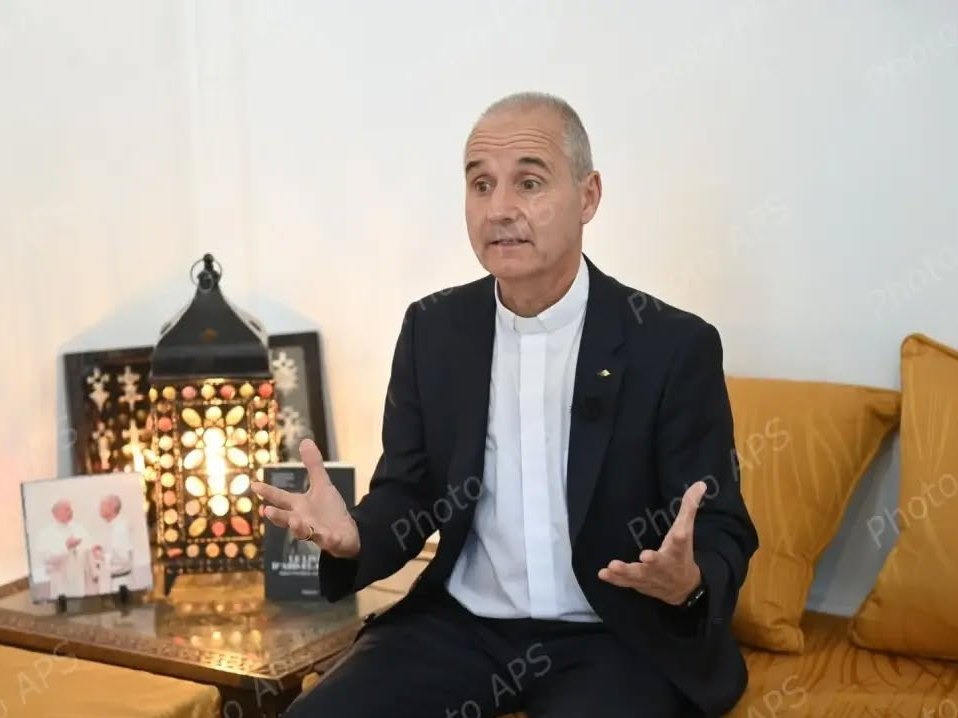 رئيس أساقفة الجزائر الكاردينال جون بول فيسكو