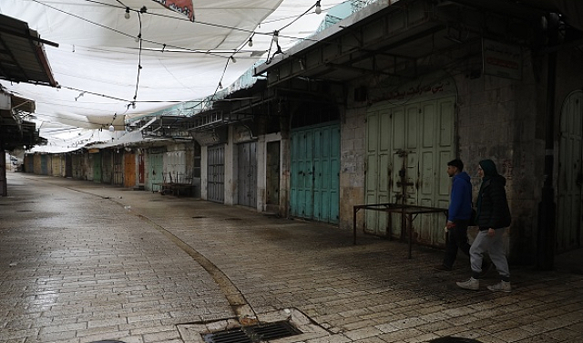 إضراب عام في الضفة الغربية رفضا لقانون الاحتلال الصهيوني بإعدام الأسرى الفلسطينيين بسجونه