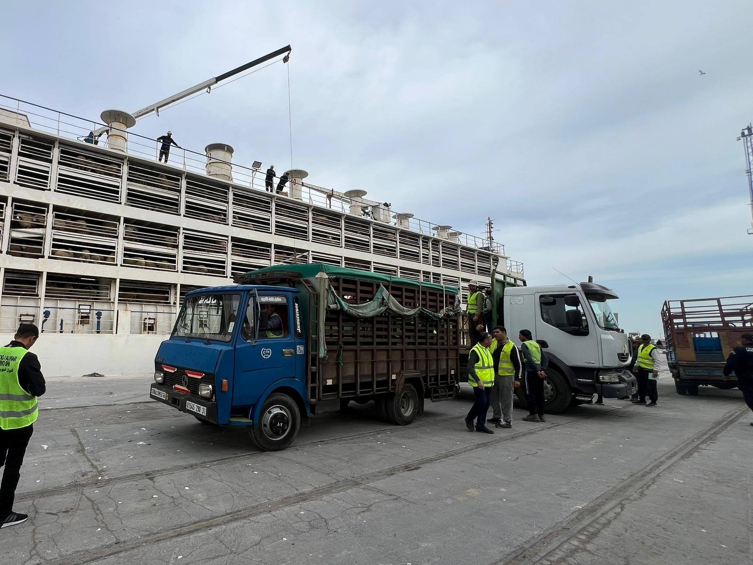 ميناء مستغانم