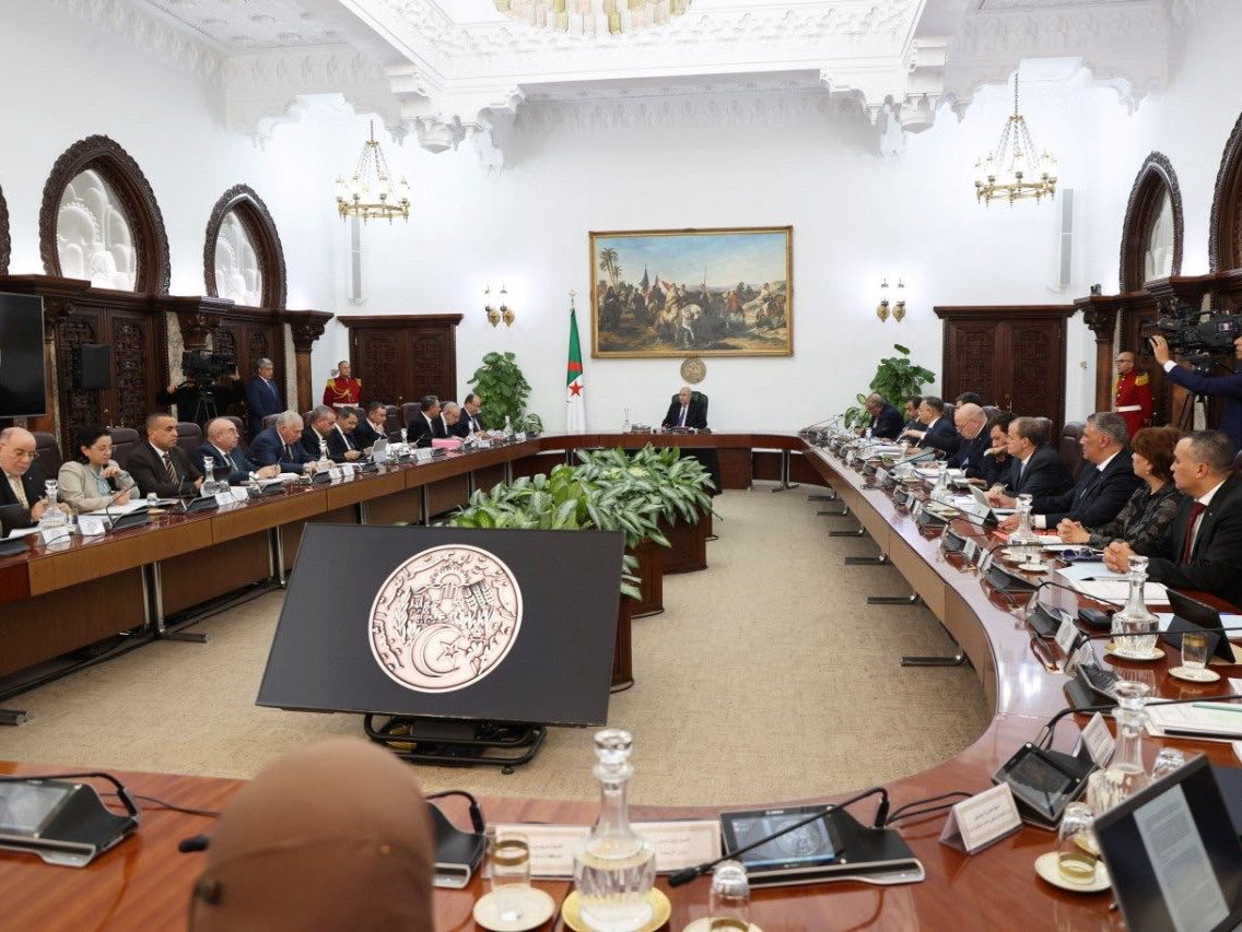 رئيس الجمهورية