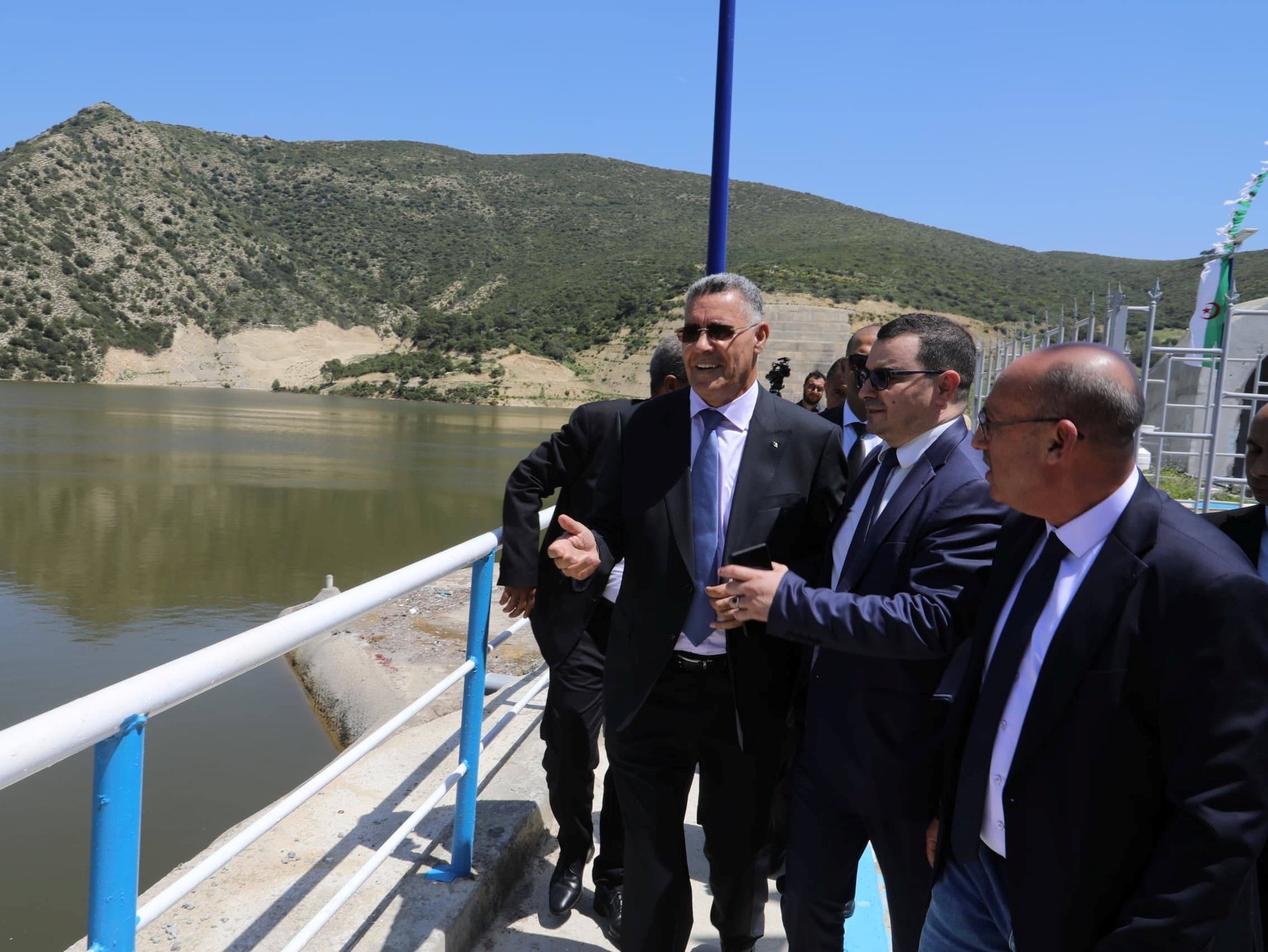 لوناس بوزقزة