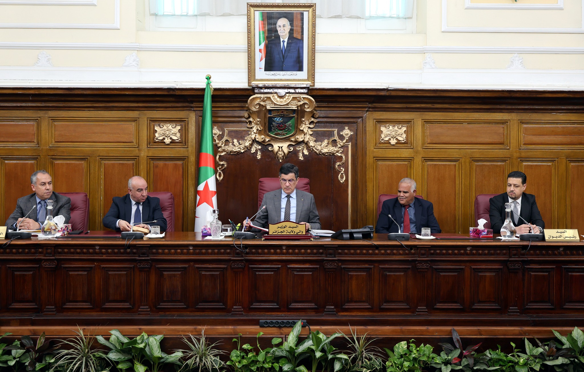 التنظيم الإداري الجديد لولاية الجزائر: السيد رابحي يشرف على مراسم تسليم  واستلام المهام بين الولاة المنتدبين