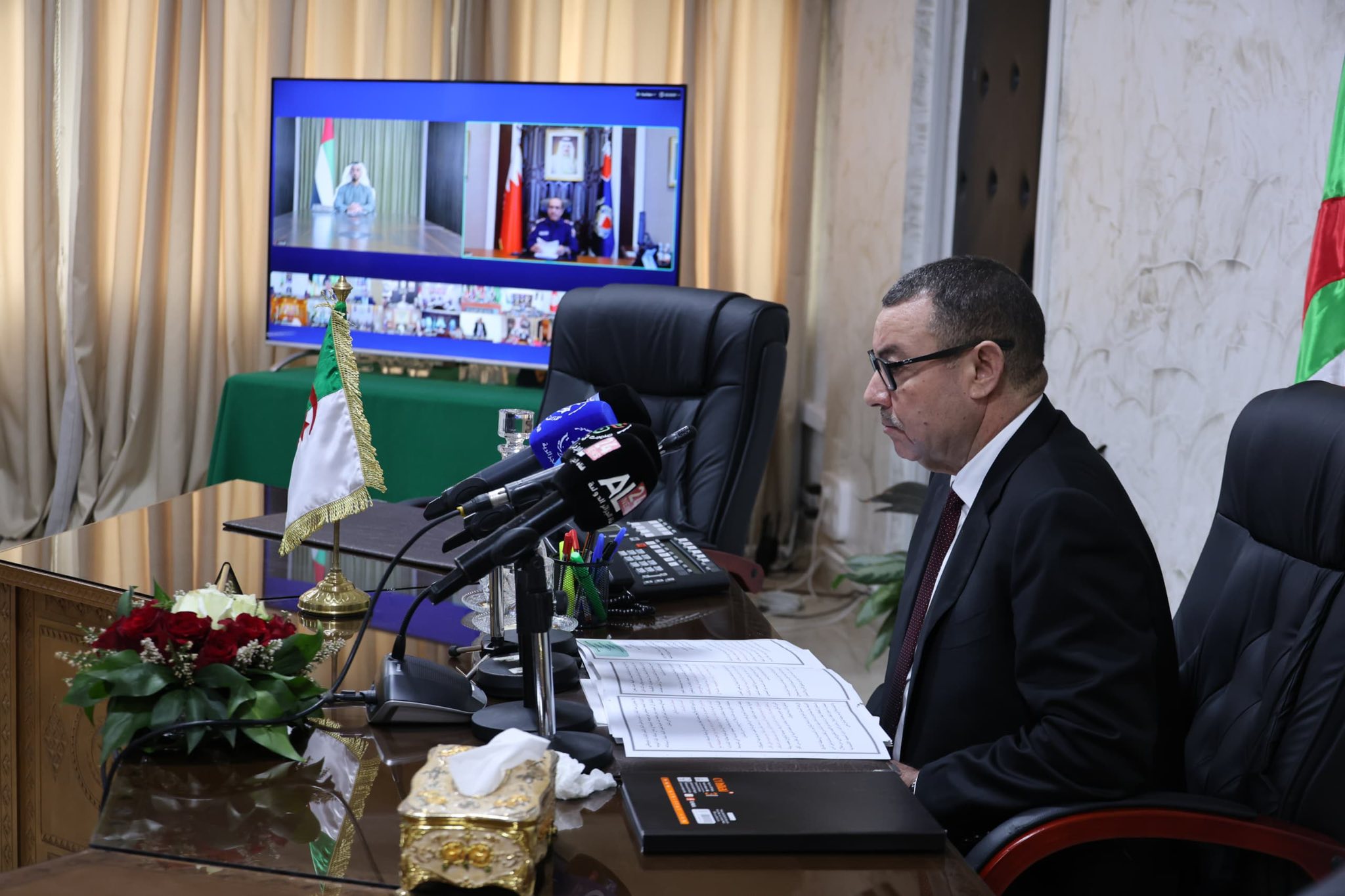 سعيود يؤكد مواصلة الجزائر لمساعيها الحثيثة لتعزيز العمل العربي المشترك ودعم الأمن والاستقرار