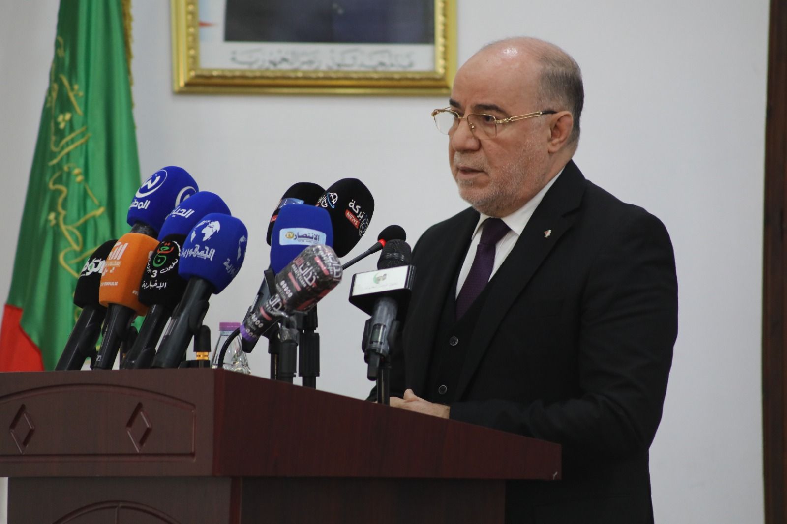 بلمهدي، اليوم السبت 18 أفريل 2026م، بدار الإمام بالمحمدية، على افتتاح الملتقى التكويني لفائدة المرشدين الدينيين المكلّفين بمرافقة الحجاج خلال موسم 1447هـ