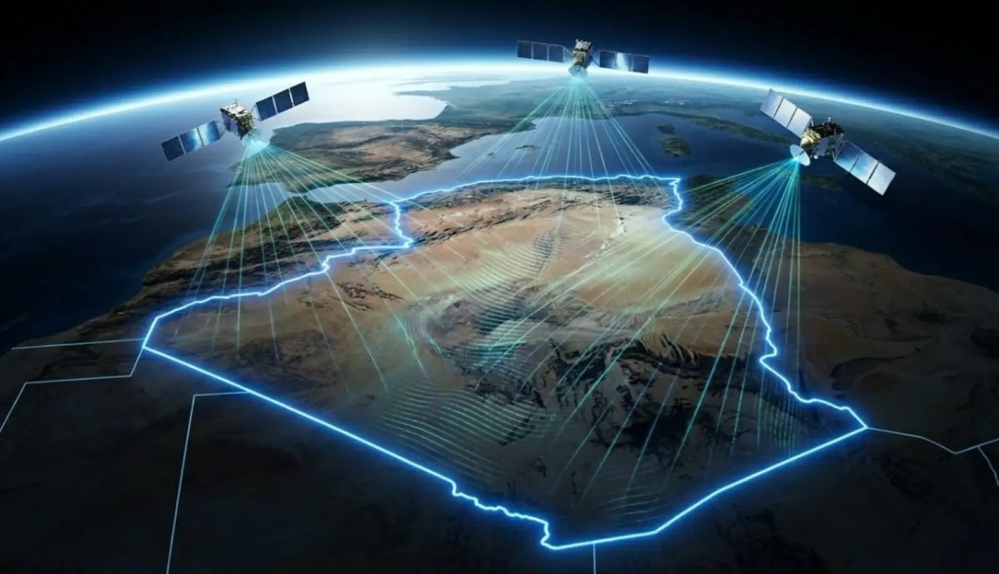 الاتصالات الفضائية