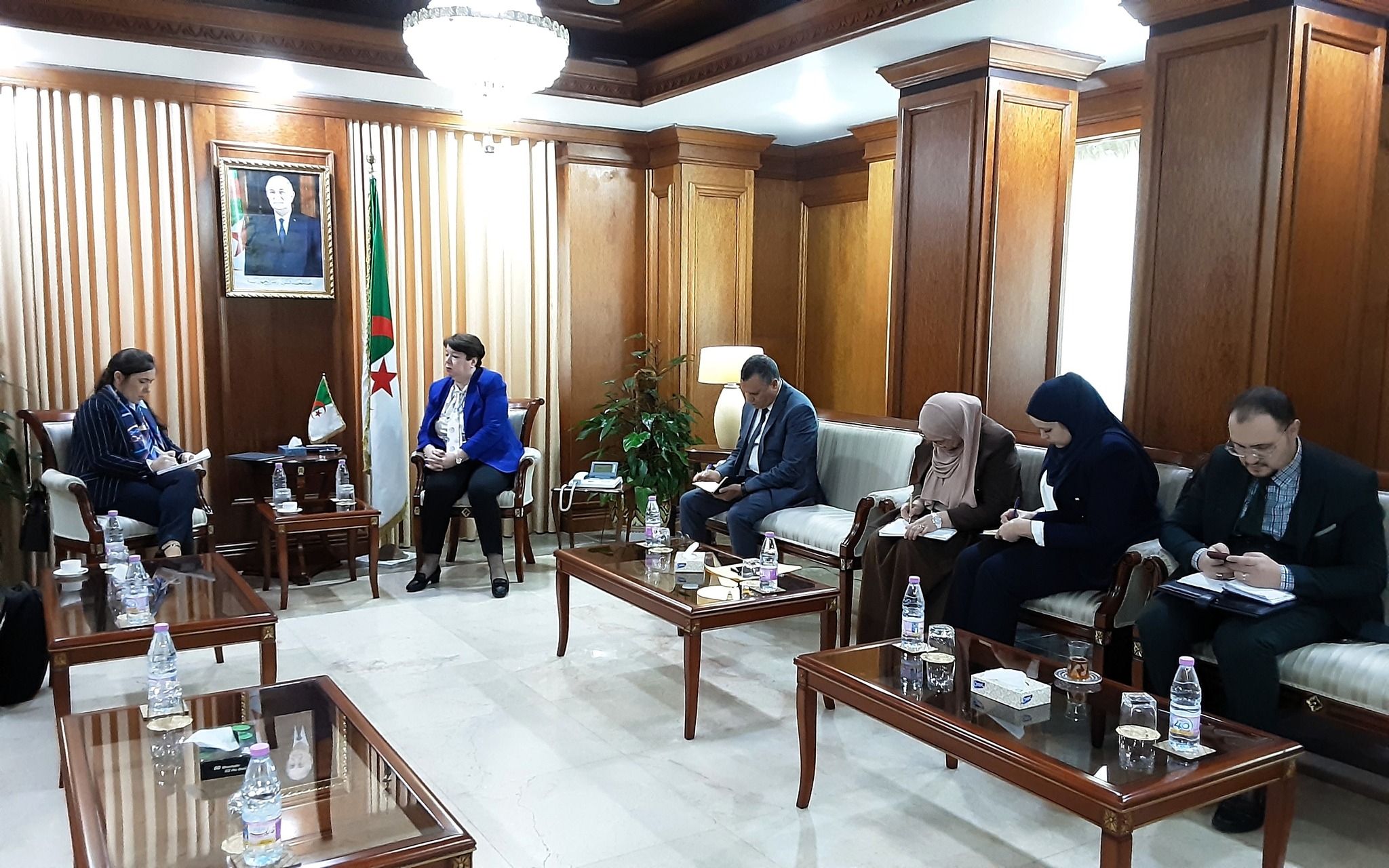 بحث سبل تعزيز التعاون بين الجزائر ومجموعة البنك الدولي في المجال المنجمي