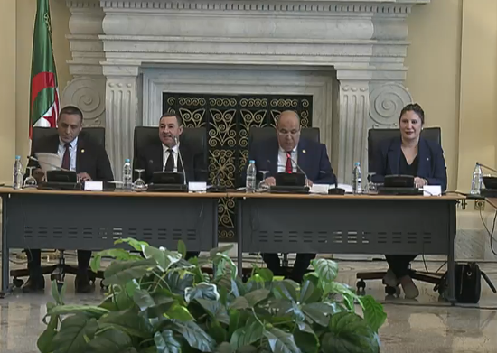 وزير الداخلية والجماعات المحلية والنقل