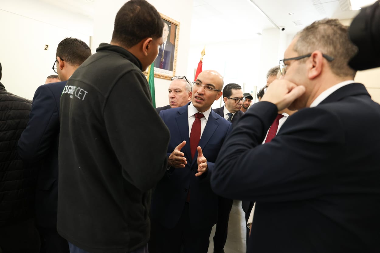 شايب يقوم بزيارة عمل إلى إسبانيا