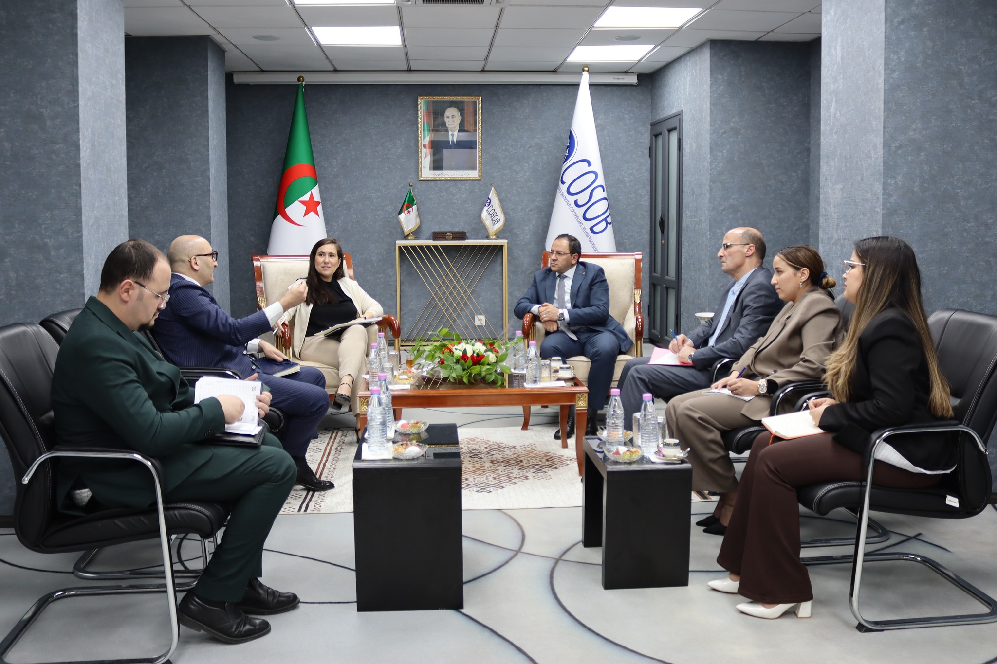 التعاون مع البنك الدولي