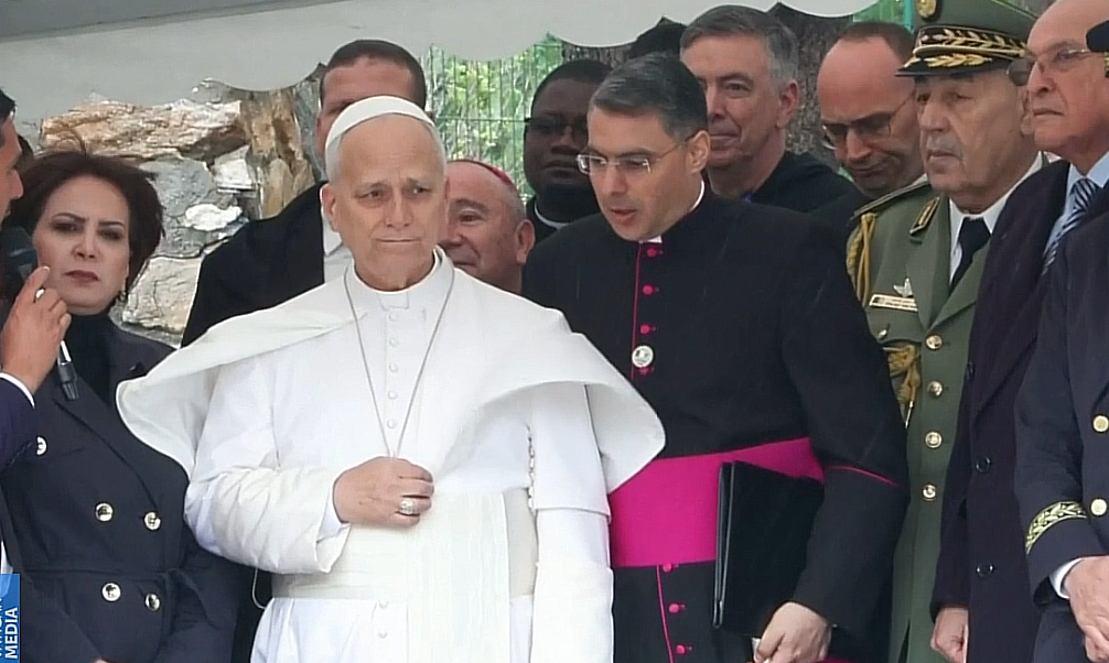 البابا ليون الجزائر