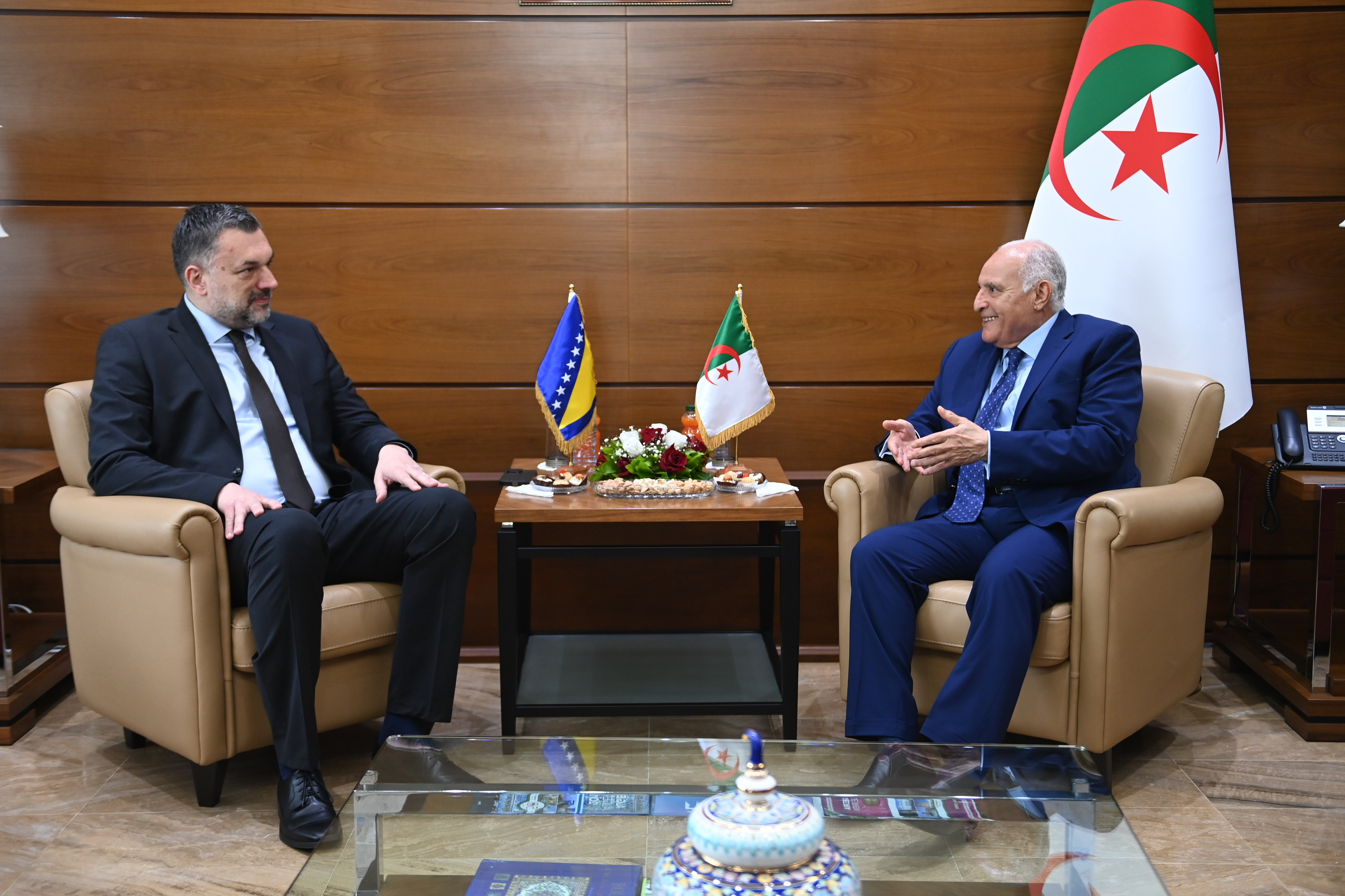 عطاف يستقبل نظيره البوسني