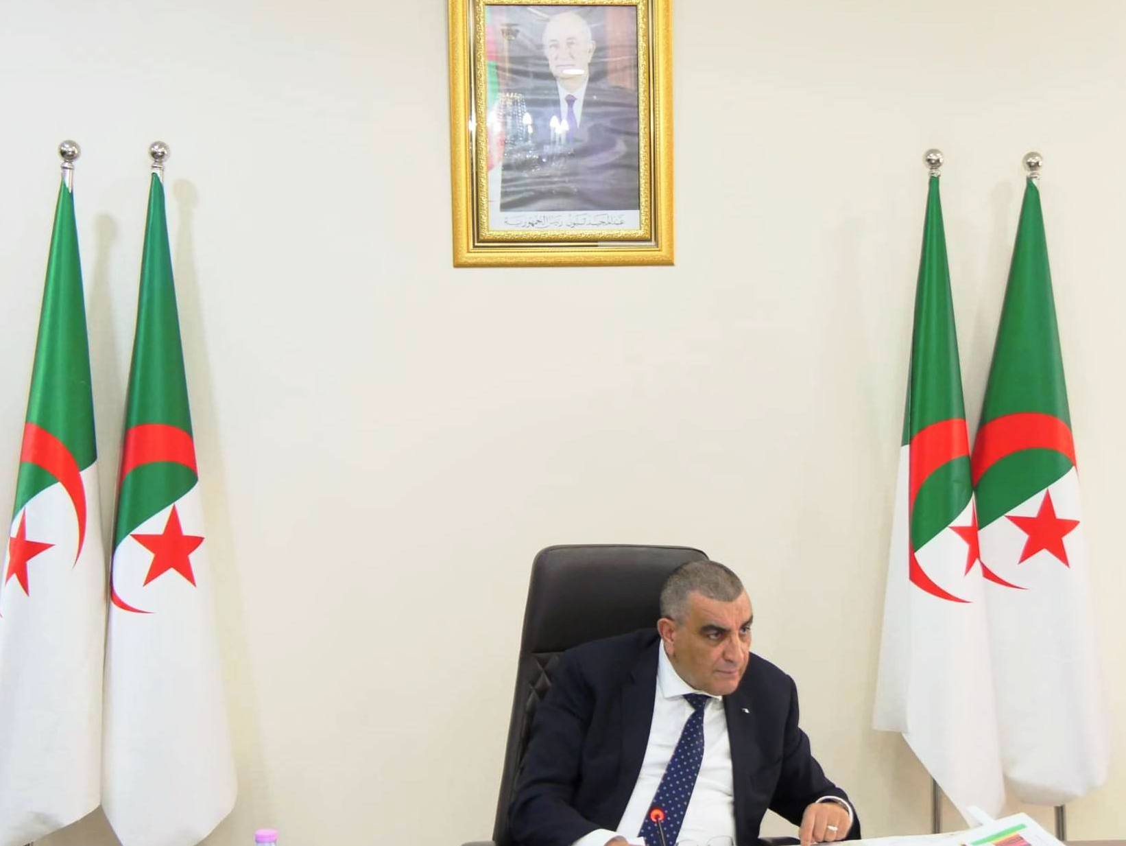 خط السكك الحديدية الجزائر-تمنراست: السيد جلاوي يوجه برفع كل العراقيل لضمان  الانطلاق الفعلي للمشروع