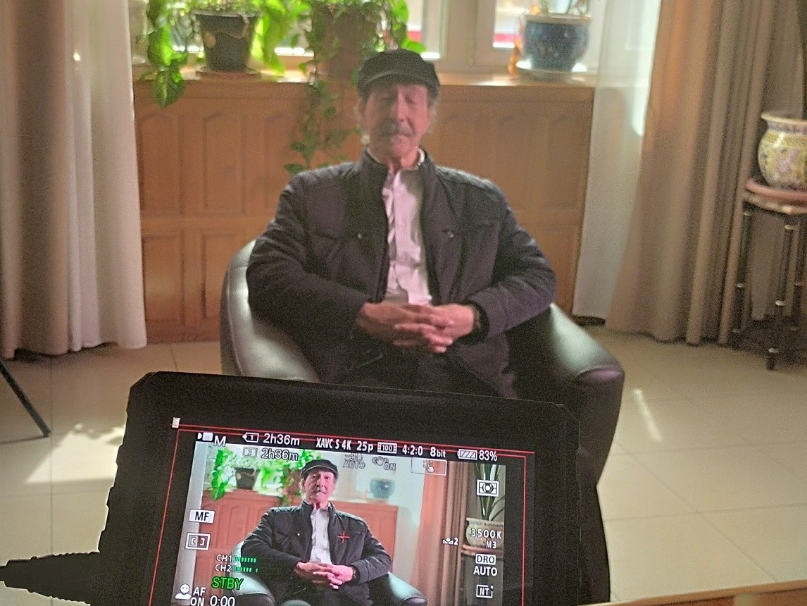 Premier tour de manivelle d'un film documentaire sur le  chanteur Lounis Ait Menguellet