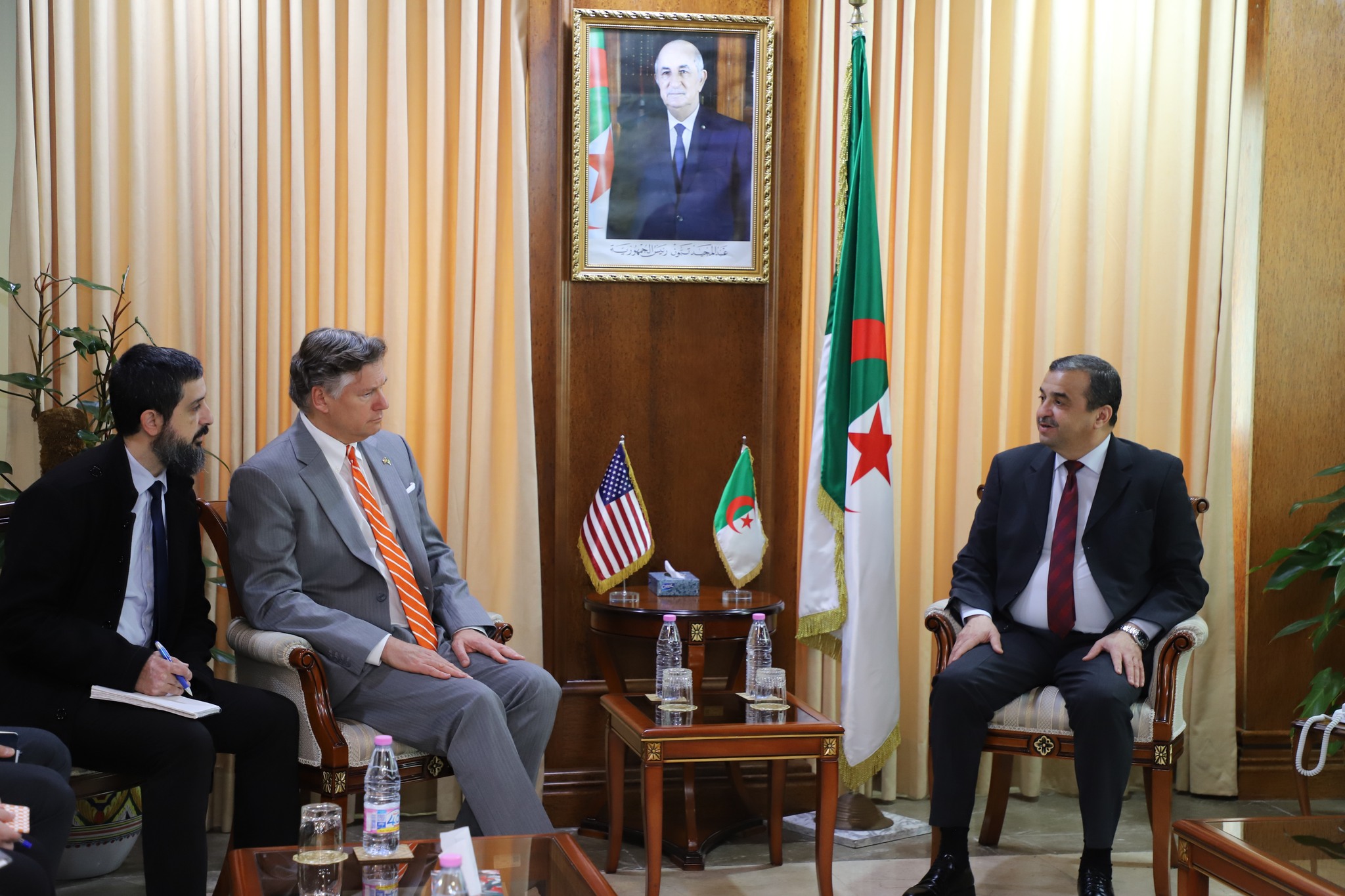 محروقات : السيد عرقاب يستقبل نائب وزير الخارجية الأمريكي