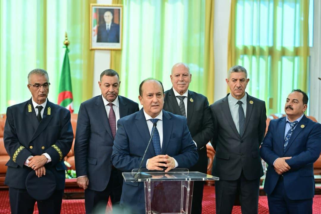 الوزير الأول يشرف بباتنة على تدشين وإطلاق عدد من المشاريع الصناعية