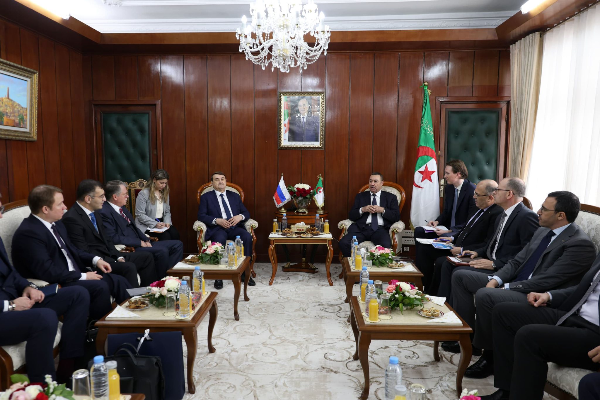 سعيود يستقبل مستشار الرئيس الروسي للتعاون الدولي في مجال النقل